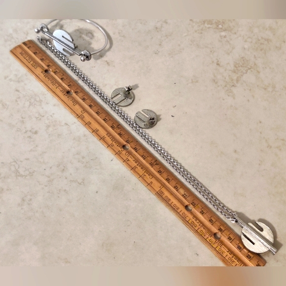 Vintage Guy Vidal Pewter Bracelet, Earrings & Necklace Set - Picture 5 of 13